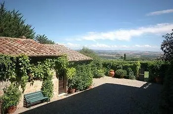 Cerreto Hotel Castelnuovo Berardenga 2*,  Italy